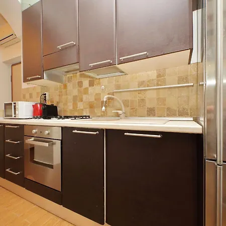 Viale Trastevere By Halldis Apartment Rome