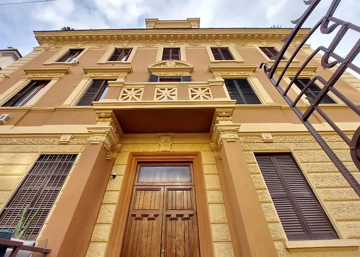 Viale Trastevere By Halldis Roma